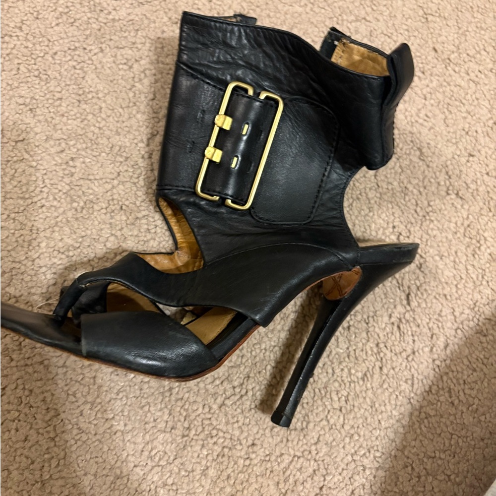 Elegant Black (Sam’s) Leather Heels